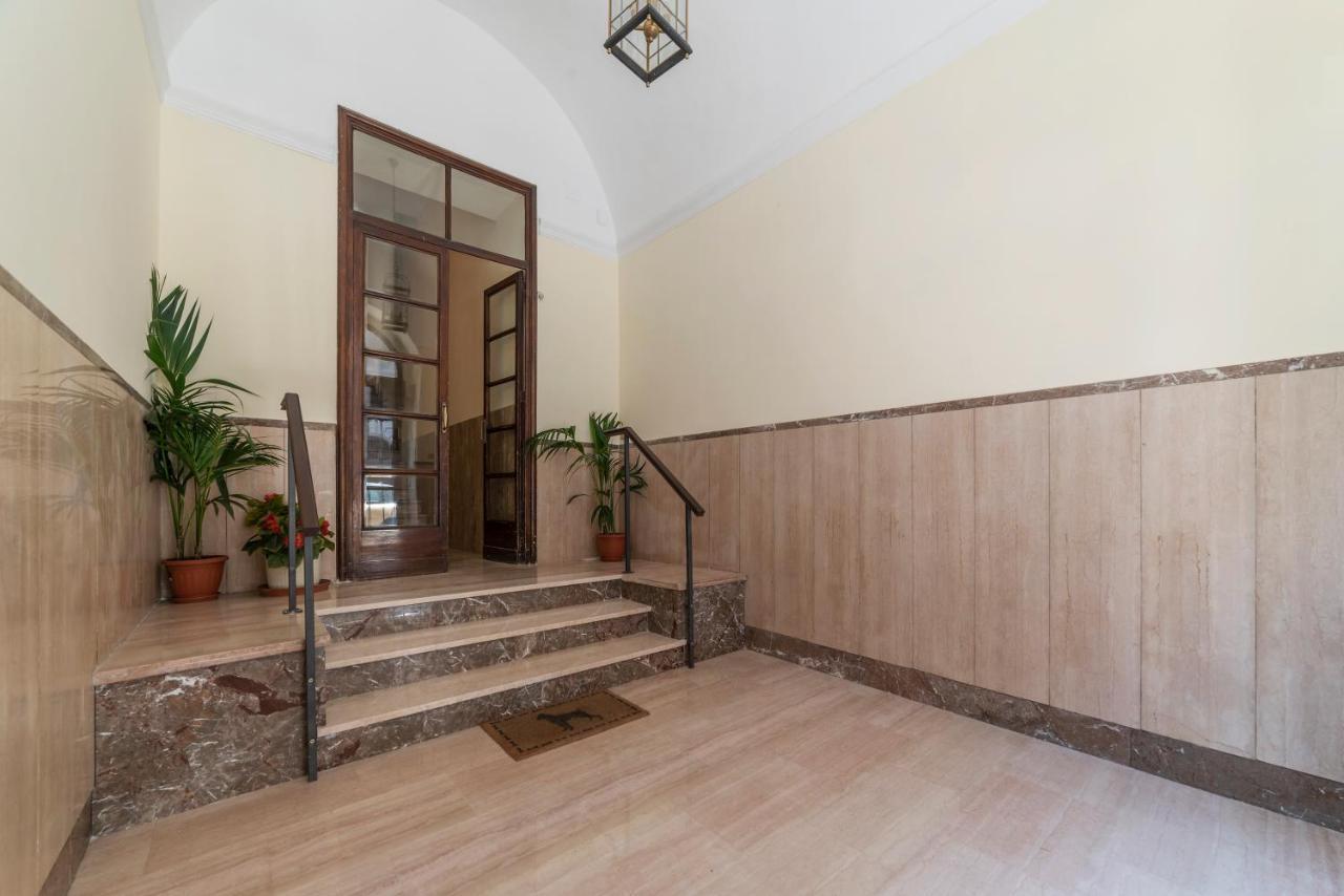 Santa Maria Maggiore Roomy And Bright Flat Roma Exterior foto
