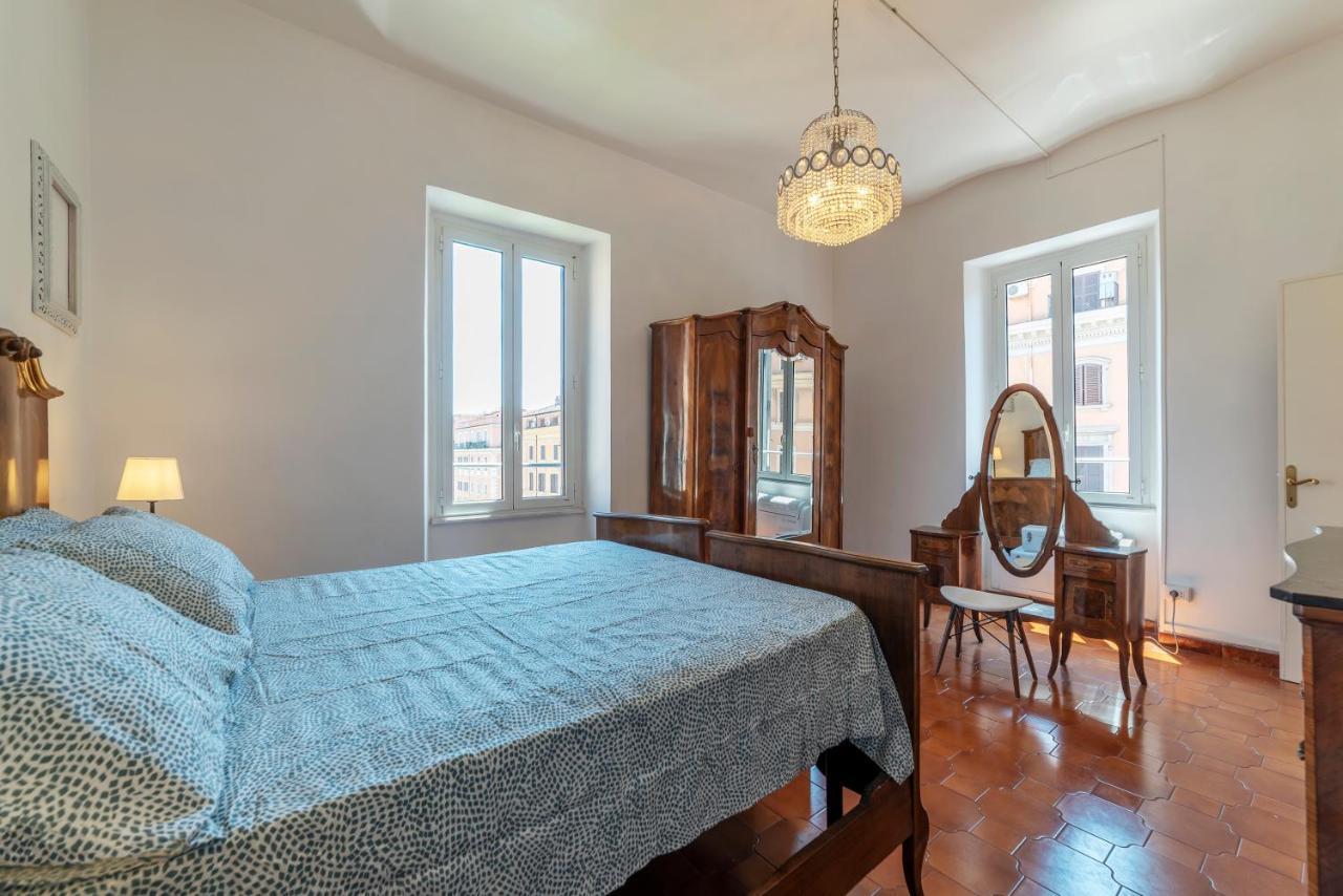Santa Maria Maggiore Roomy And Bright Flat Roma Exterior foto